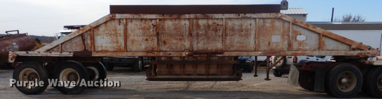 image for item DI2376 1980 Ranch Manufacturing Co bottom dump trailer