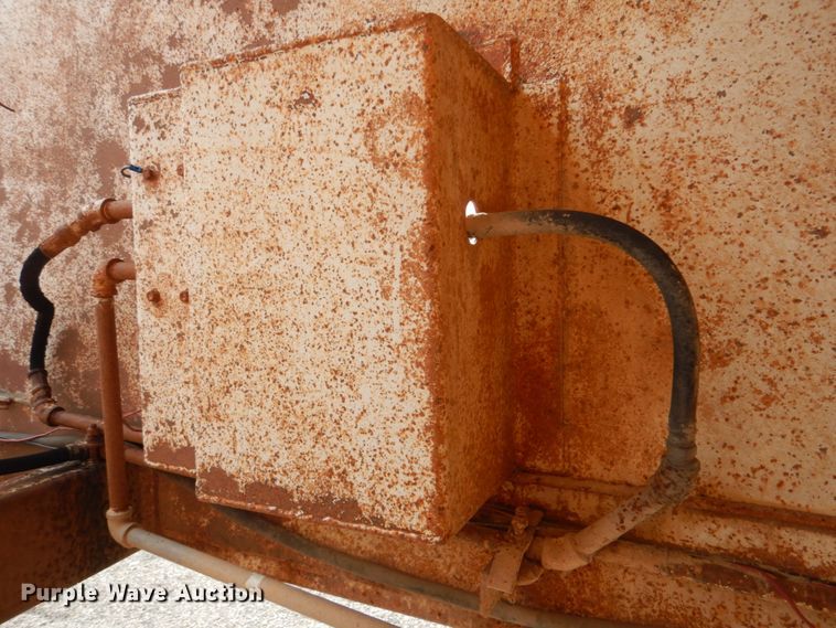 image for item DI2376 1980 Ranch Manufacturing Co bottom dump trailer