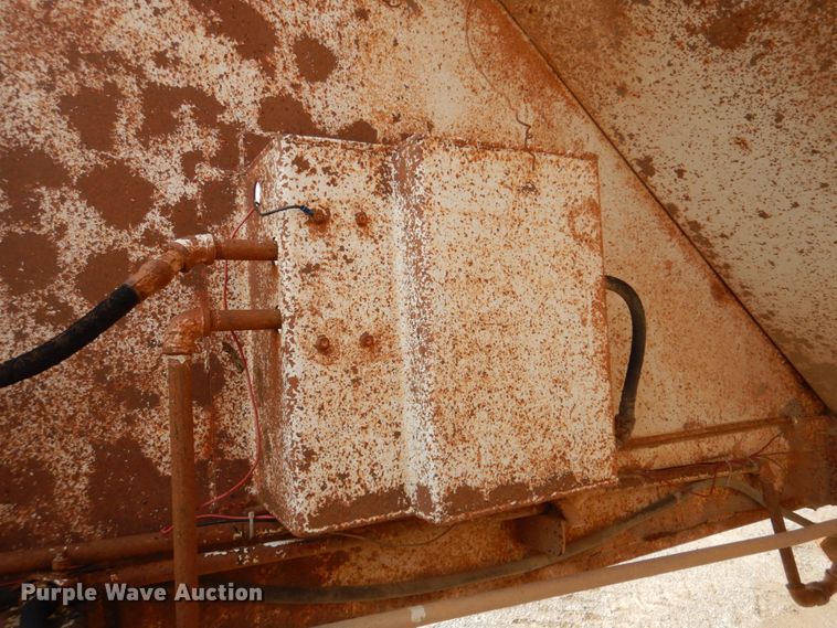 image for item DI2376 1980 Ranch Manufacturing Co bottom dump trailer