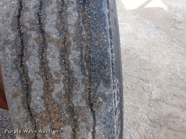 image for item DI2376 1980 Ranch Manufacturing Co bottom dump trailer