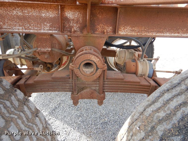 image for item DI2376 1980 Ranch Manufacturing Co bottom dump trailer