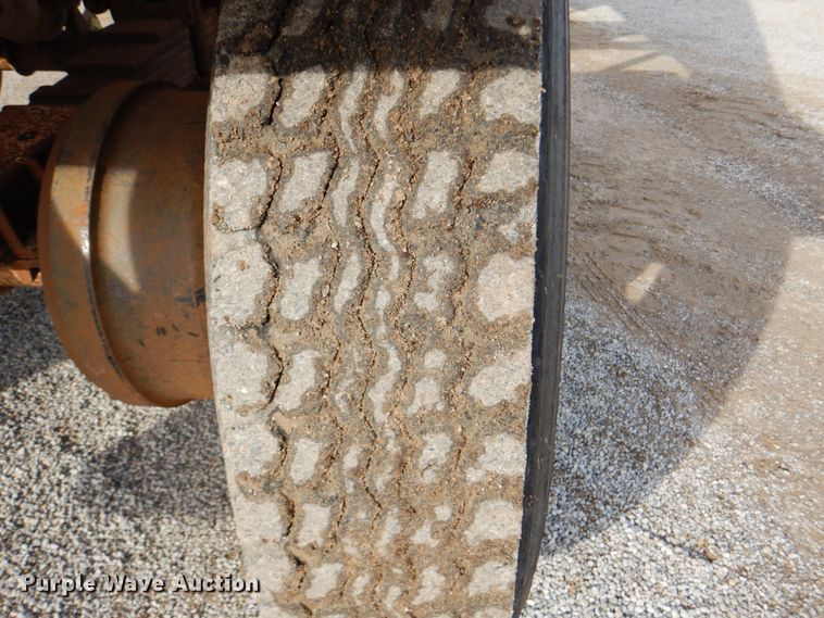 image for item DI2376 1980 Ranch Manufacturing Co bottom dump trailer