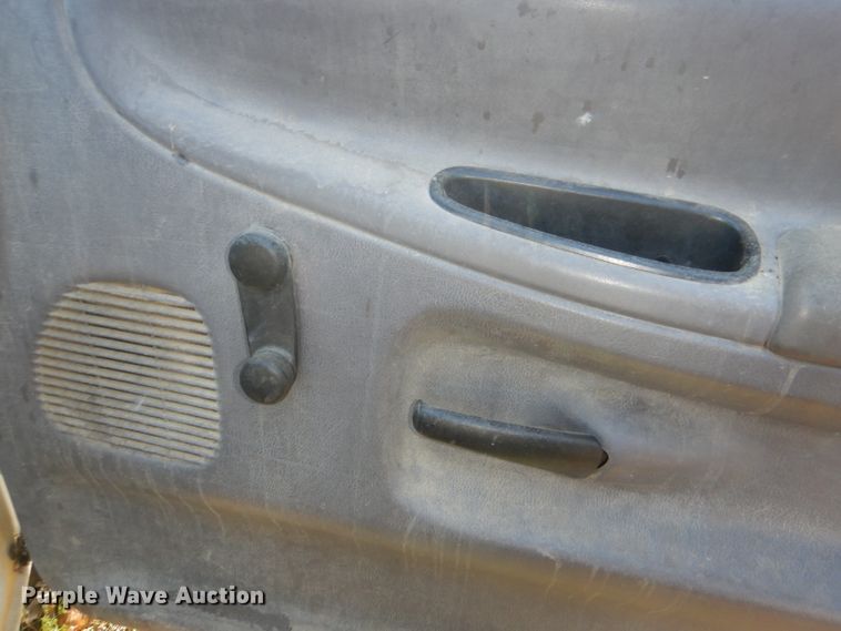 image for item DI2599 1996 Dodge Ram 1500 Club Cab pickup truck