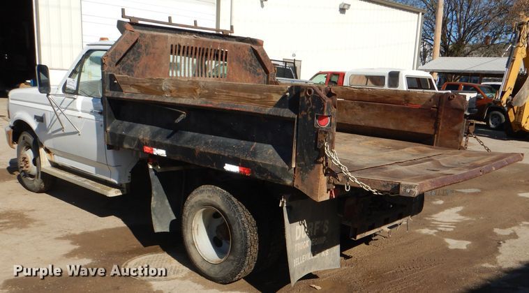 image for item DI2600 1997 Ford F350 XL dump bed pickup truck