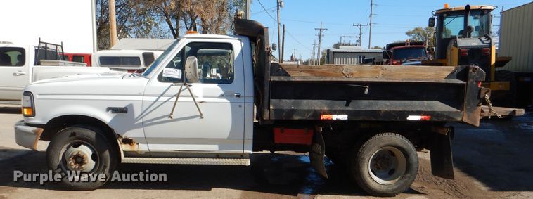 image for item DI2600 1997 Ford F350 XL dump bed pickup truck
