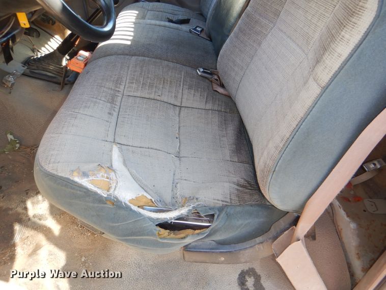 image for item DI2600 1997 Ford F350 XL dump bed pickup truck