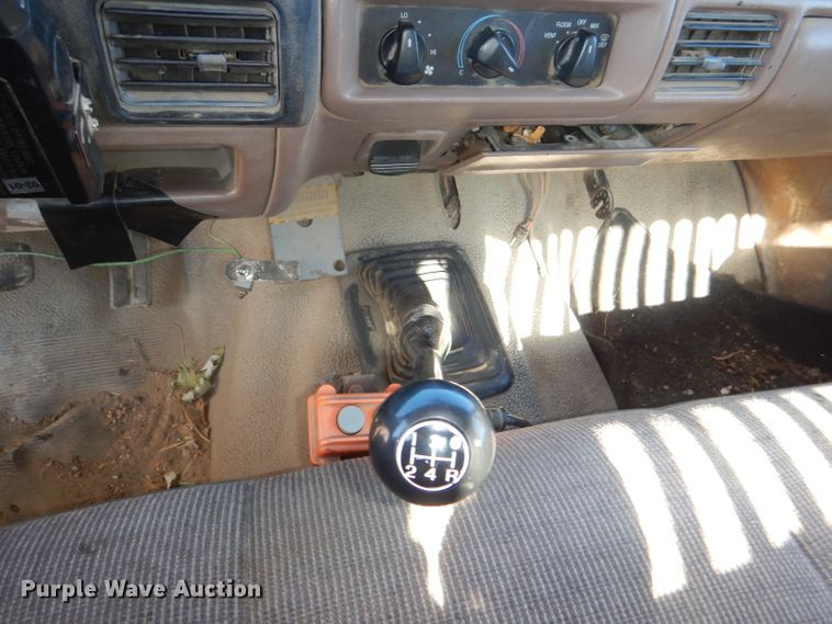 image for item DI2600 1997 Ford F350 XL dump bed pickup truck