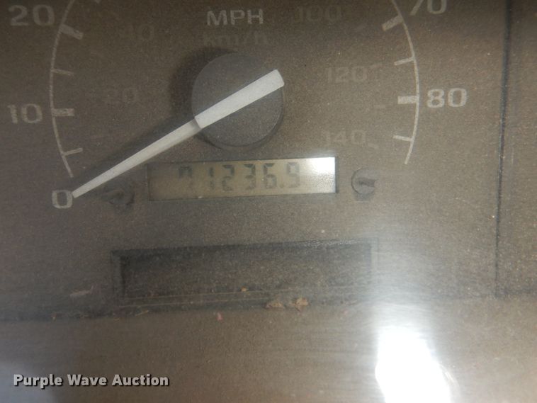 image for item DI2600 1997 Ford F350 XL dump bed pickup truck