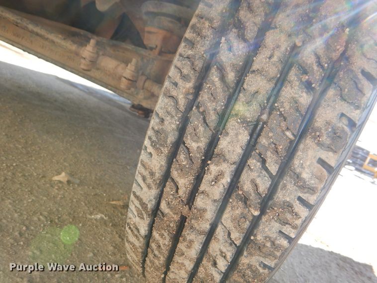 image for item DI2600 1997 Ford F350 XL dump bed pickup truck