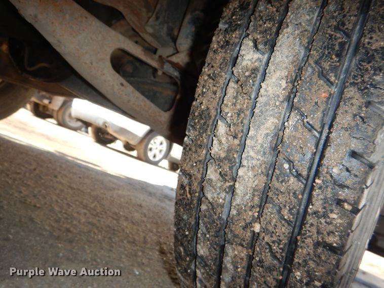 image for item DI2600 1997 Ford F350 XL dump bed pickup truck