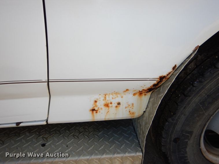 image for item DI2600 1997 Ford F350 XL dump bed pickup truck