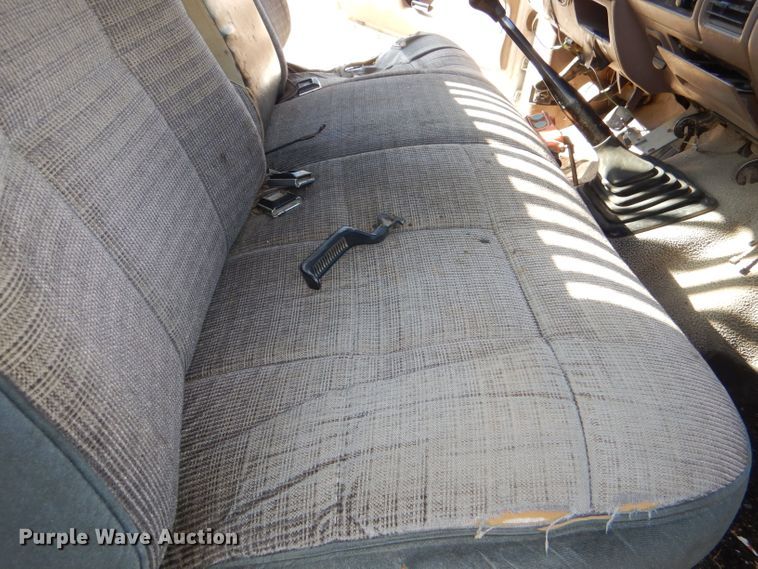 image for item DI2600 1997 Ford F350 XL dump bed pickup truck