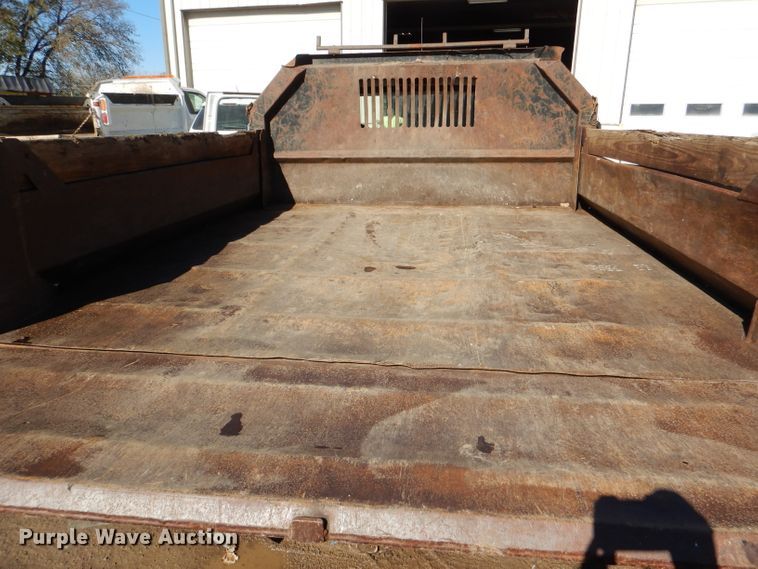 image for item DI2600 1997 Ford F350 XL dump bed pickup truck