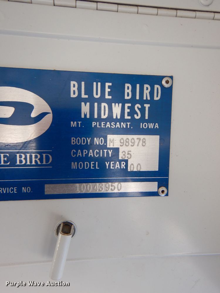 image for item DI2604 2000 Chevrolet Blue Bird school bus