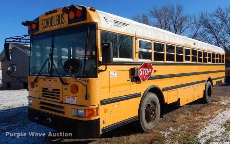 image for item DI2605 2004 International FE300 school bus