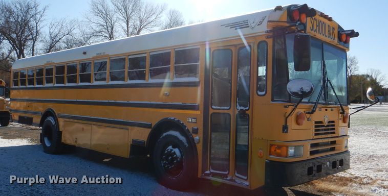 image for item DI2605 2004 International FE300 school bus