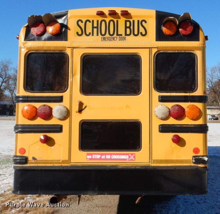 image for item DI2605 2004 International FE300 school bus