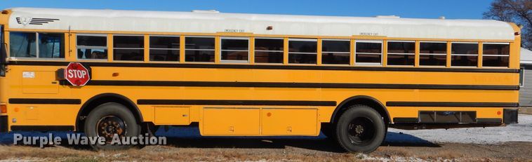 image for item DI2605 2004 International FE300 school bus