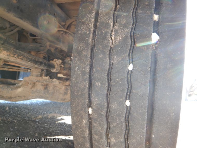 image for item DI2605 2004 International FE300 school bus