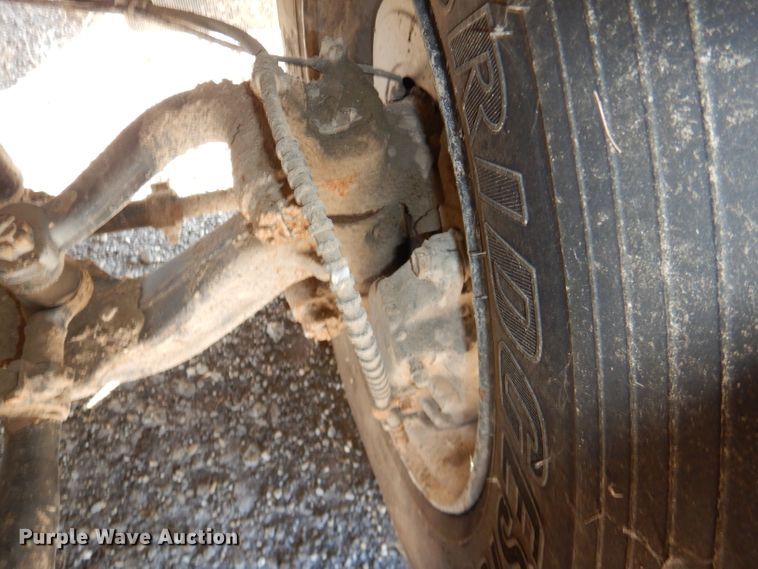 image for item DI2605 2004 International FE300 school bus