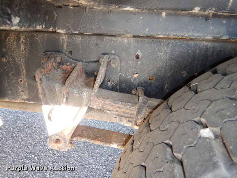 image for item DI2605 2004 International FE300 school bus