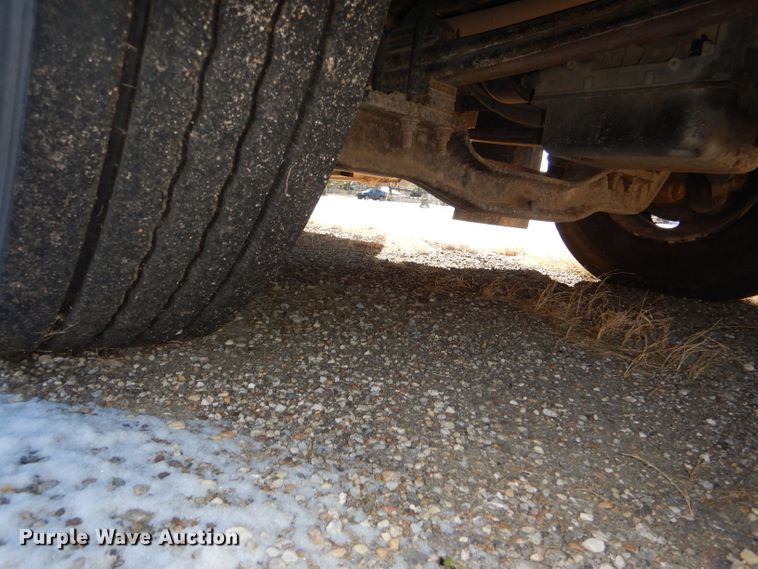 image for item DI2605 2004 International FE300 school bus