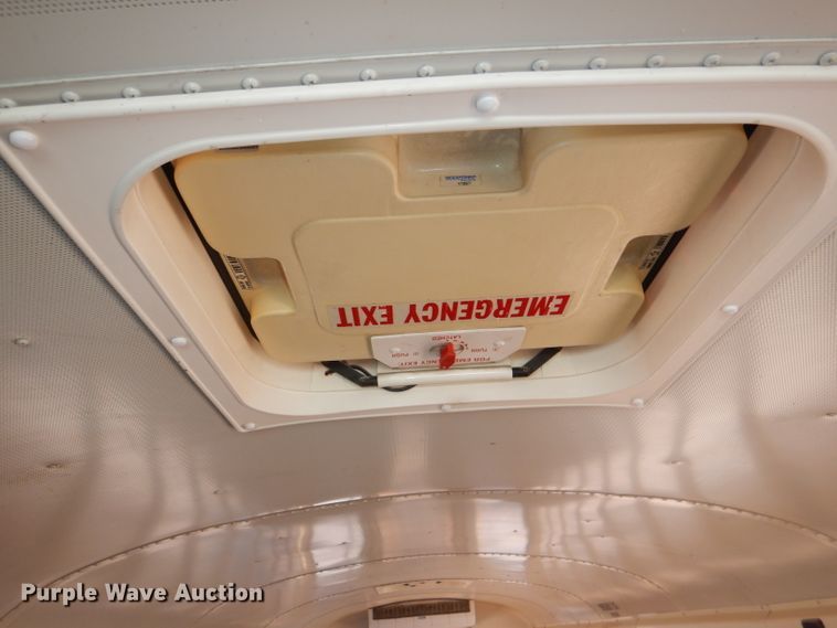 image for item DI2605 2004 International FE300 school bus