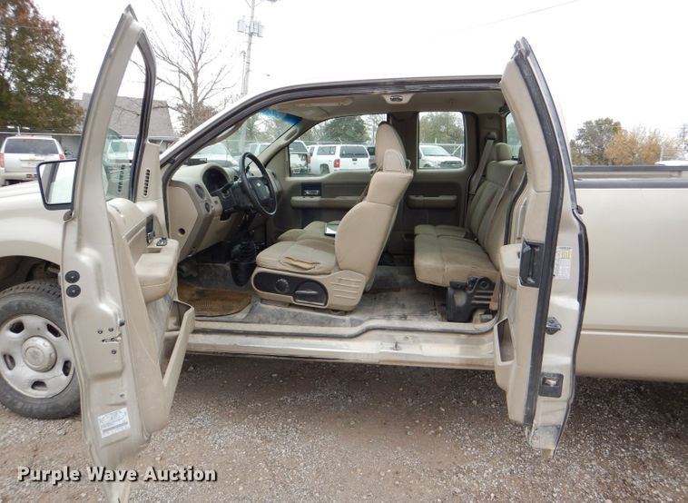 image for item DI2606 2007 Ford F150 XL SuperCab pickup truck