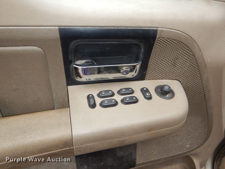 image for item DI2606 2007 Ford F150 XL SuperCab pickup truck