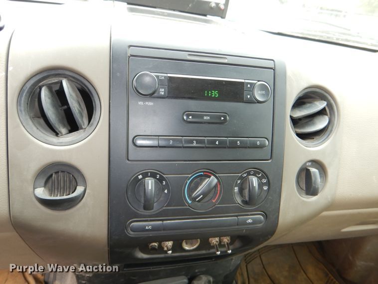 image for item DI2606 2007 Ford F150 XL SuperCab pickup truck