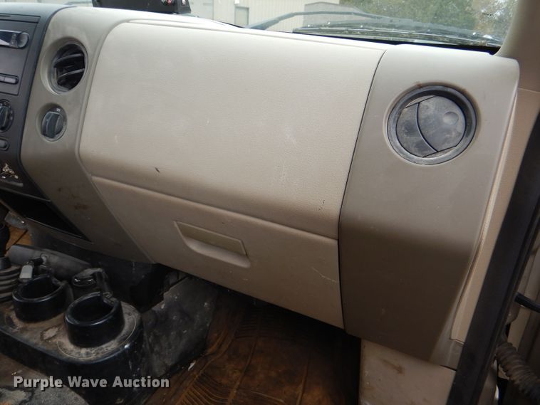 image for item DI2606 2007 Ford F150 XL SuperCab pickup truck