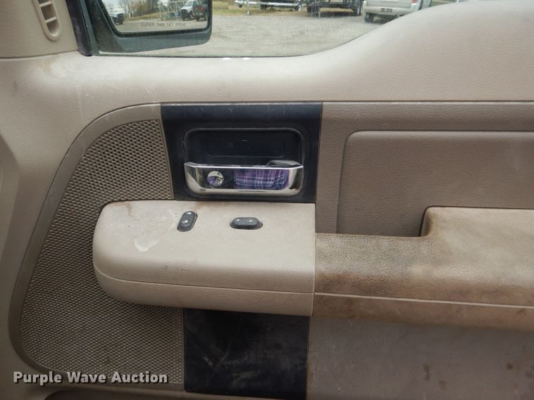 image for item DI2606 2007 Ford F150 XL SuperCab pickup truck