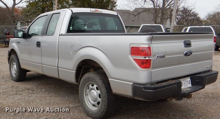 image for item DI2683 2014 Ford F150 XL SuperCab pickup truck