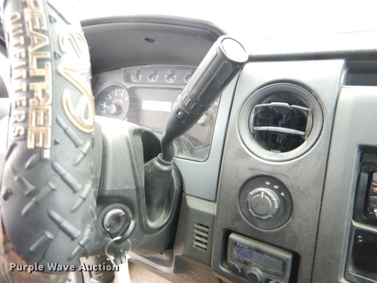 image for item DI2683 2014 Ford F150 XL SuperCab pickup truck