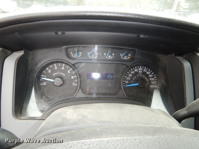 image for item DI2683 2014 Ford F150 XL SuperCab pickup truck