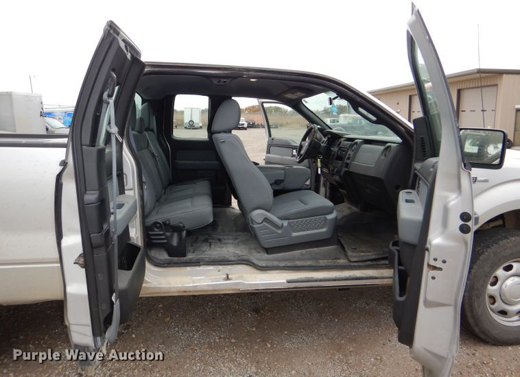 image for item DI2683 2014 Ford F150 XL SuperCab pickup truck