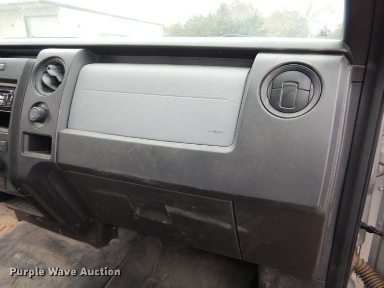 image for item DI2683 2014 Ford F150 XL SuperCab pickup truck