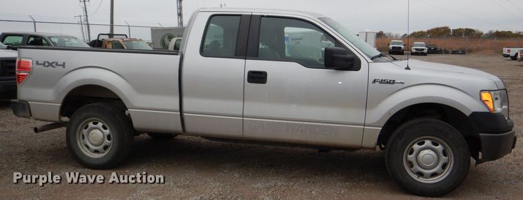 image for item DI2684 2014 Ford F150 XL SuperCab pickup truck