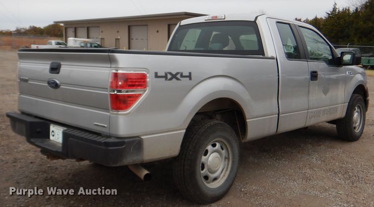 image for item DI2684 2014 Ford F150 XL SuperCab pickup truck