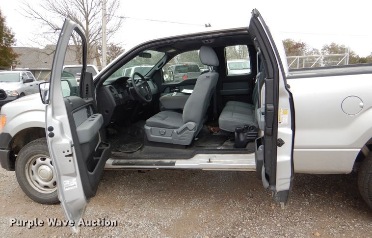 image for item DI2684 2014 Ford F150 XL SuperCab pickup truck