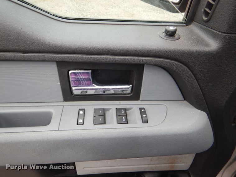 image for item DI2684 2014 Ford F150 XL SuperCab pickup truck