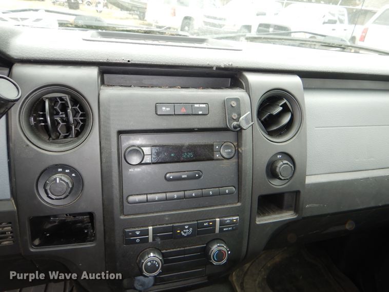 image for item DI2684 2014 Ford F150 XL SuperCab pickup truck