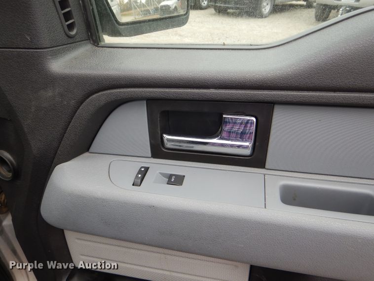 image for item DI2684 2014 Ford F150 XL SuperCab pickup truck