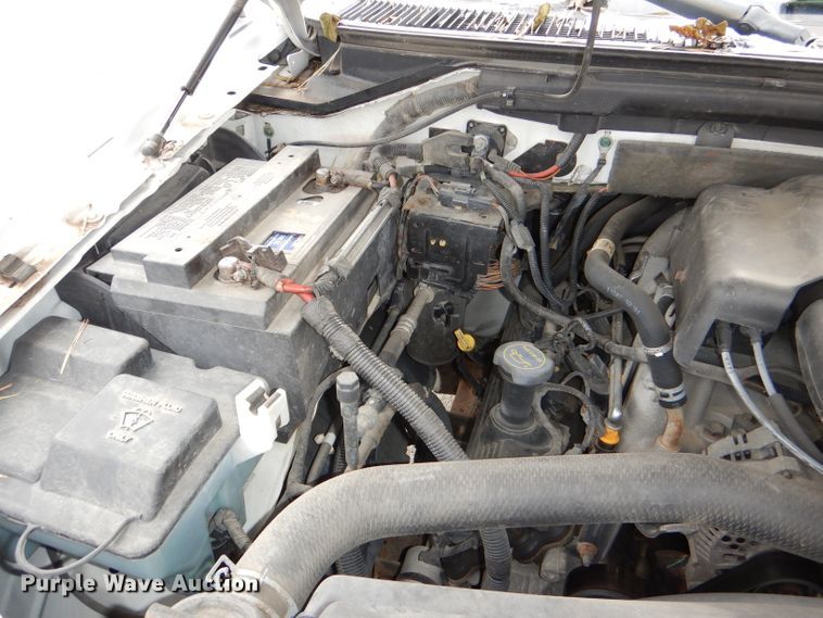 image for item DI2704 2001 Ford F150 XLT SuperCab pickup truck