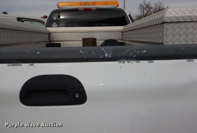 image for item DI2704 2001 Ford F150 XLT SuperCab pickup truck