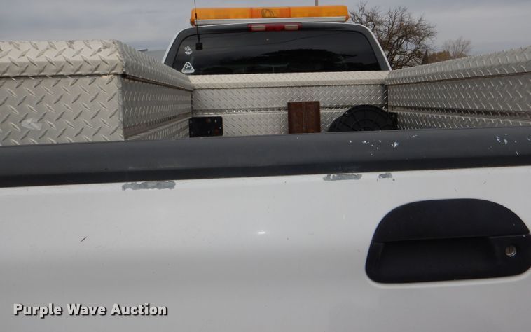 image for item DI2704 2001 Ford F150 XLT SuperCab pickup truck