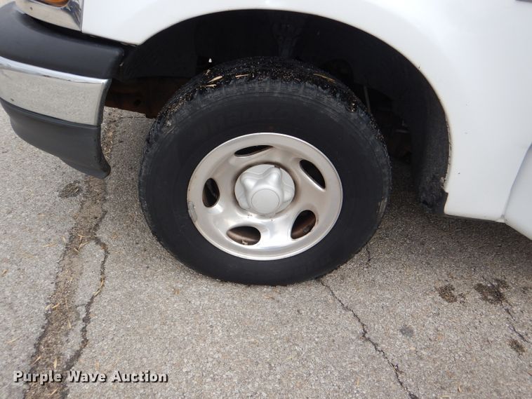 image for item DI2704 2001 Ford F150 XLT SuperCab pickup truck