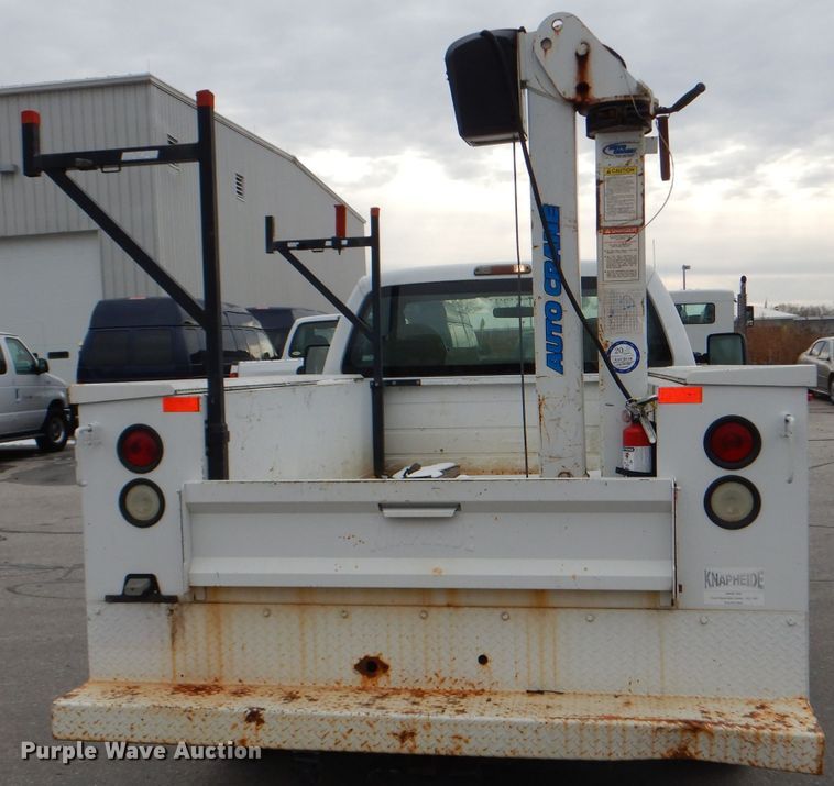 image for item DI2709 2008 Ford F250 Super Duty XL utility bed pickup truck