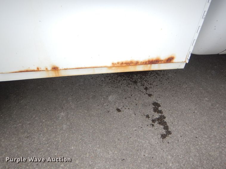 image for item DI2709 2008 Ford F250 Super Duty XL utility bed pickup truck