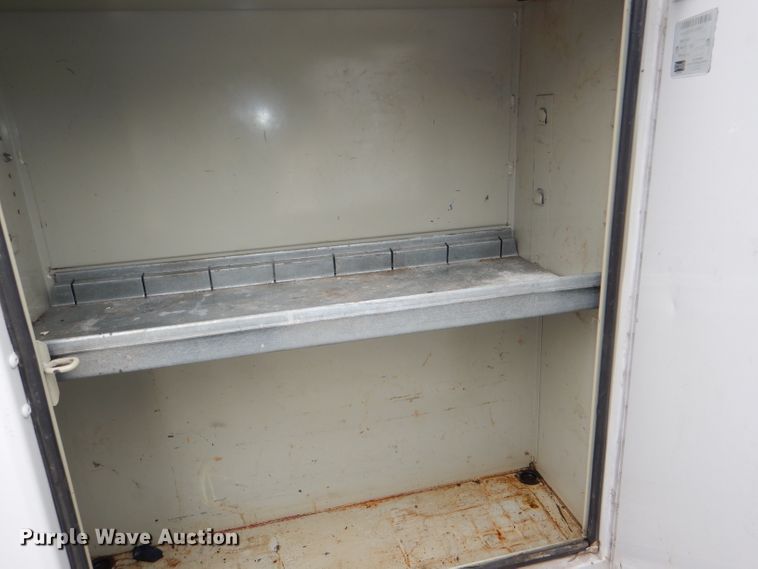 image for item DI2709 2008 Ford F250 Super Duty XL utility bed pickup truck